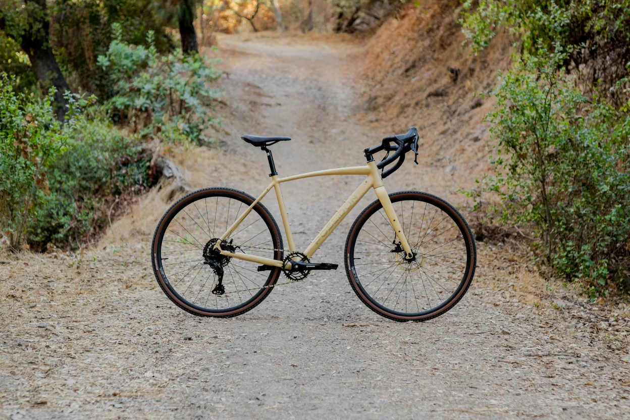 700c Tubeless Compatible Thru Axle Wheels - Image 3