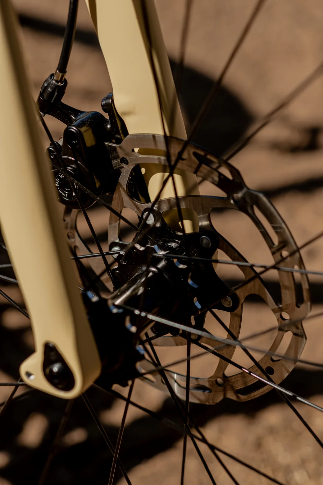 700c Tubeless Compatible Thru Axle Wheels - Image 4